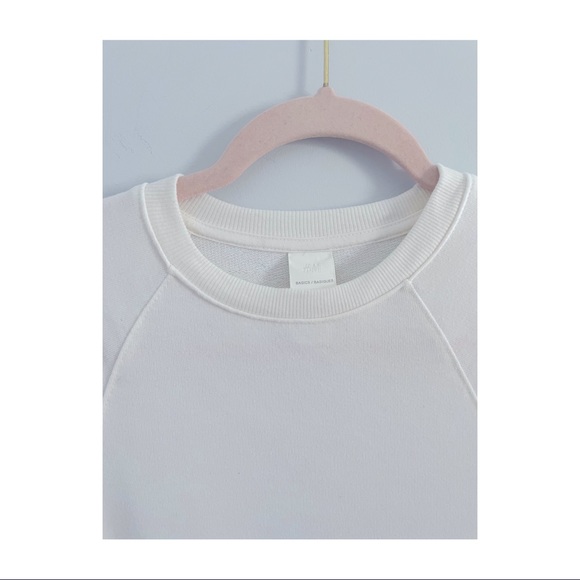 H&M Crew Cream Sweater - Picture 4 of 5